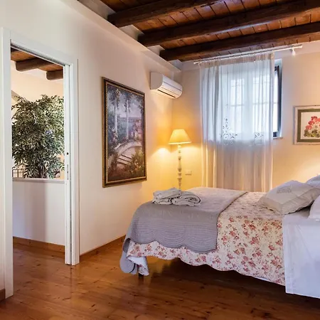 Zambra By Mmega Bibbiano (Colle di Val d'Elsa)